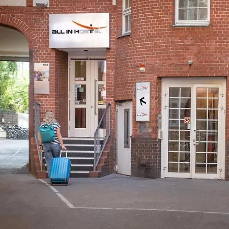 All In Hostel Berlin-2